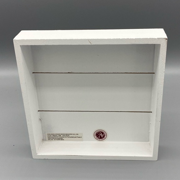 FUNNY Wall Table Decor Toilet Paper Hanging Sign - Picture 4 of 5